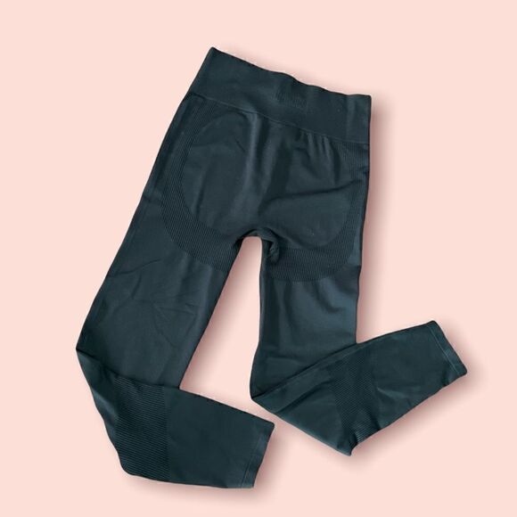 Pink Leggings - Picture 2 of 6